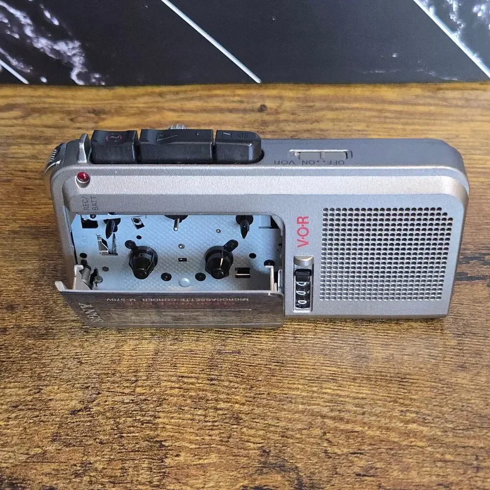 Sony M-570V Microcassette Recorder VOR Clear Voice Plus Tested Working READ